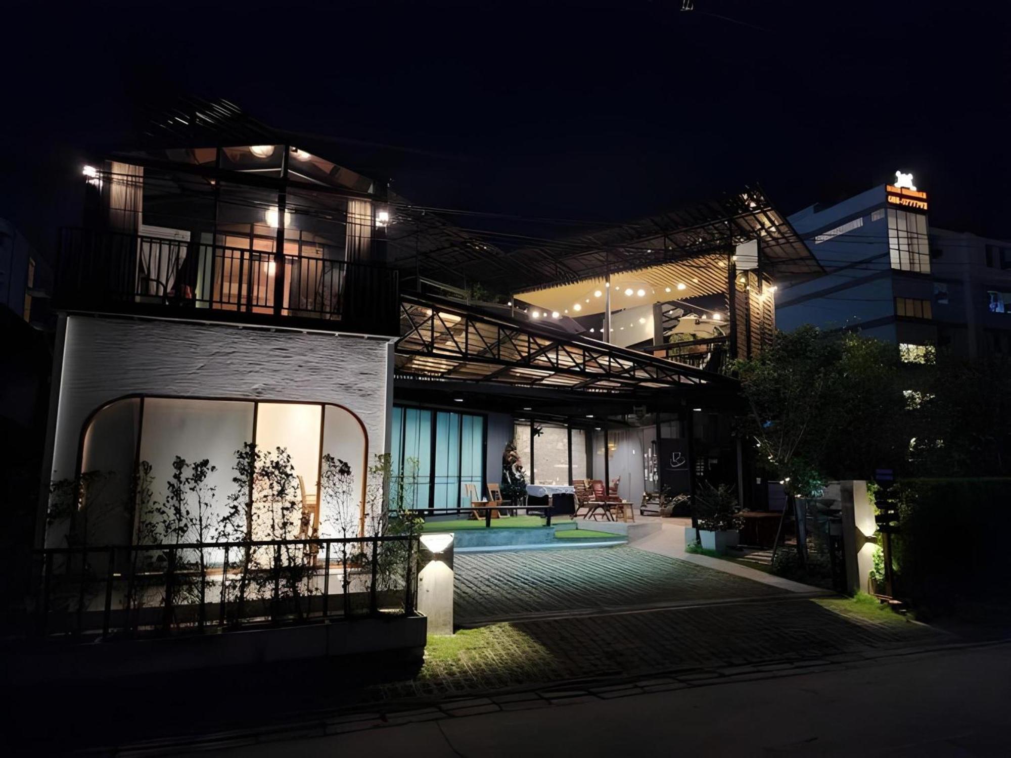 Capital O 75422 Million Pillows เชียงใหม่ ภายนอก รูปภาพ